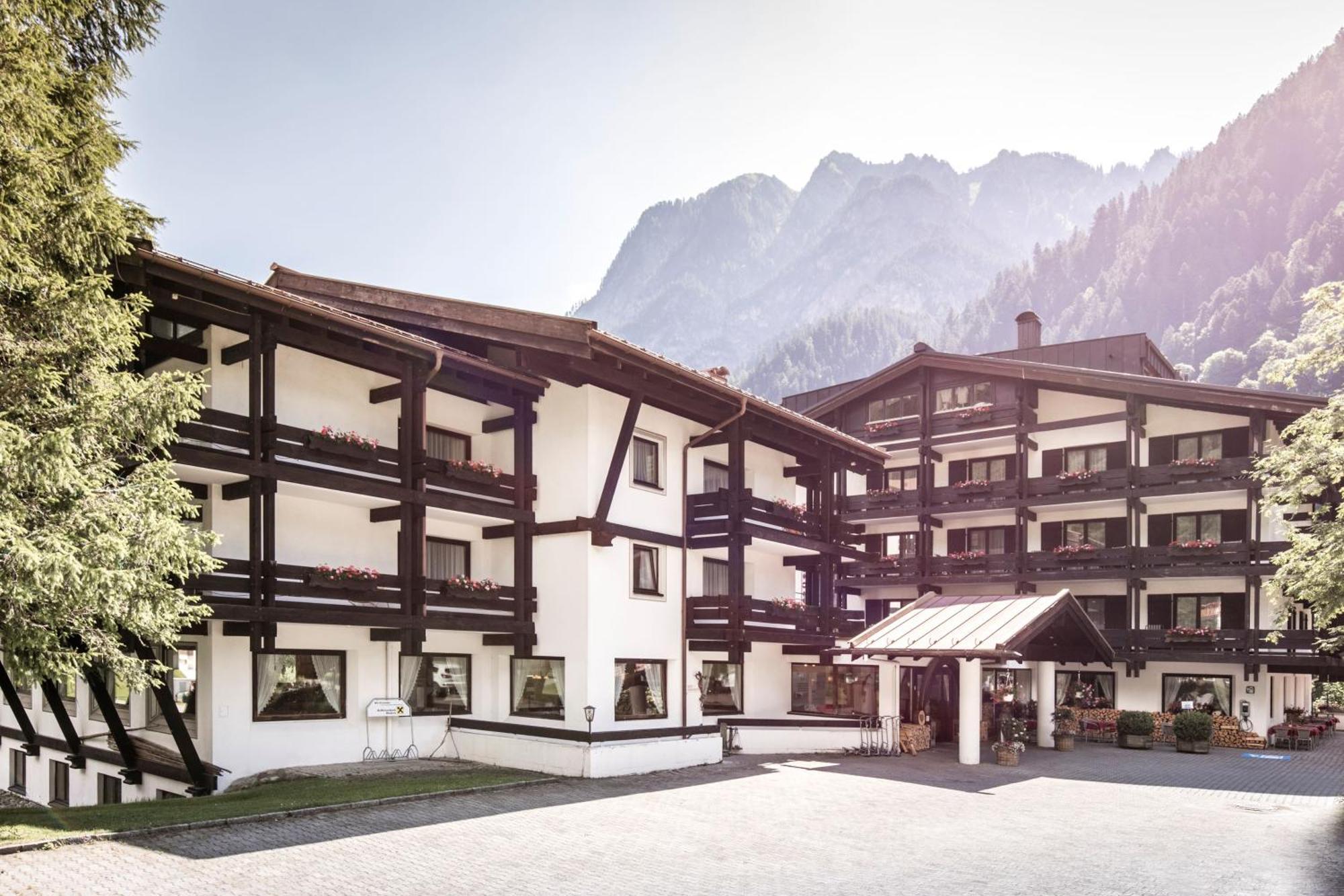 Sporthotel By Alpenlodge براند المظهر الخارجي الصورة